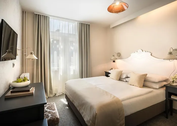Lungomare - By Liburnia & Hotell Opatija