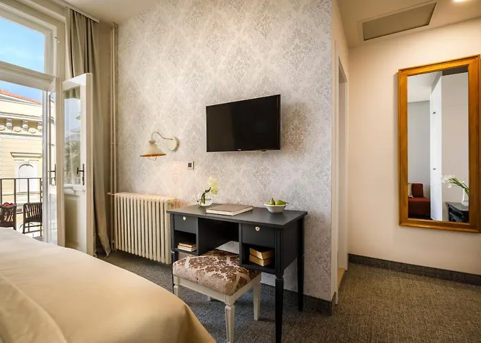 Lungomare - By Liburnia & 3* Opatija