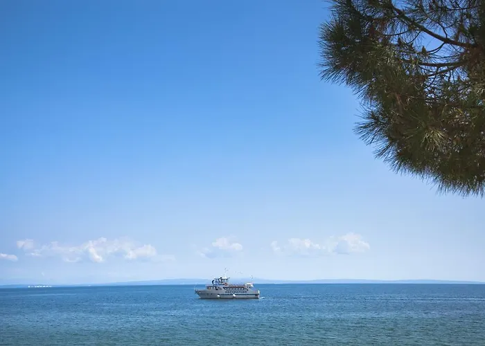 Отель Lungomare - By Liburnia & 3*