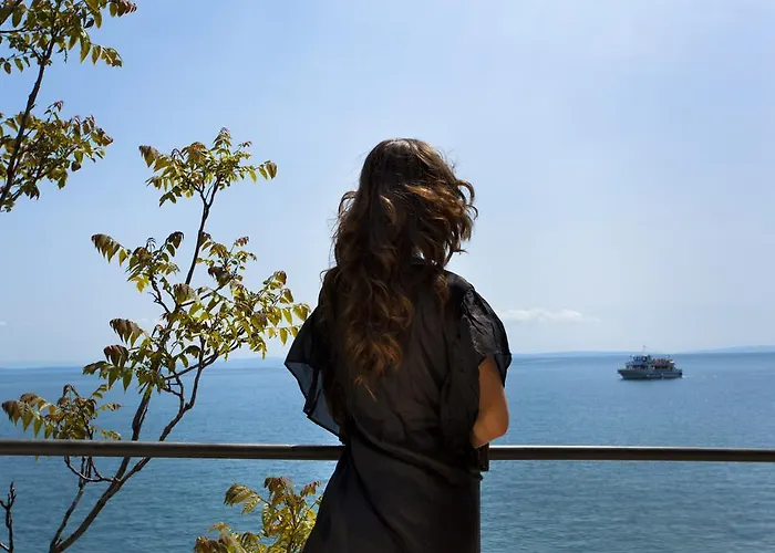 Отель Lungomare - By Liburnia & Опатия