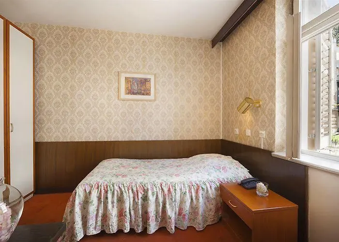 Отель Lungomare - By Liburnia & 3*